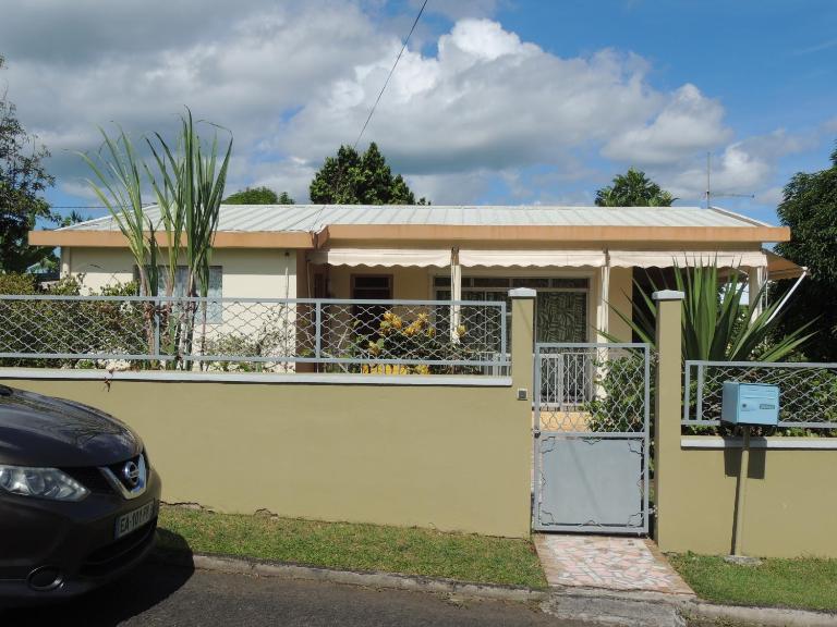 Villa Loka - Ferienwohnung Lamentin