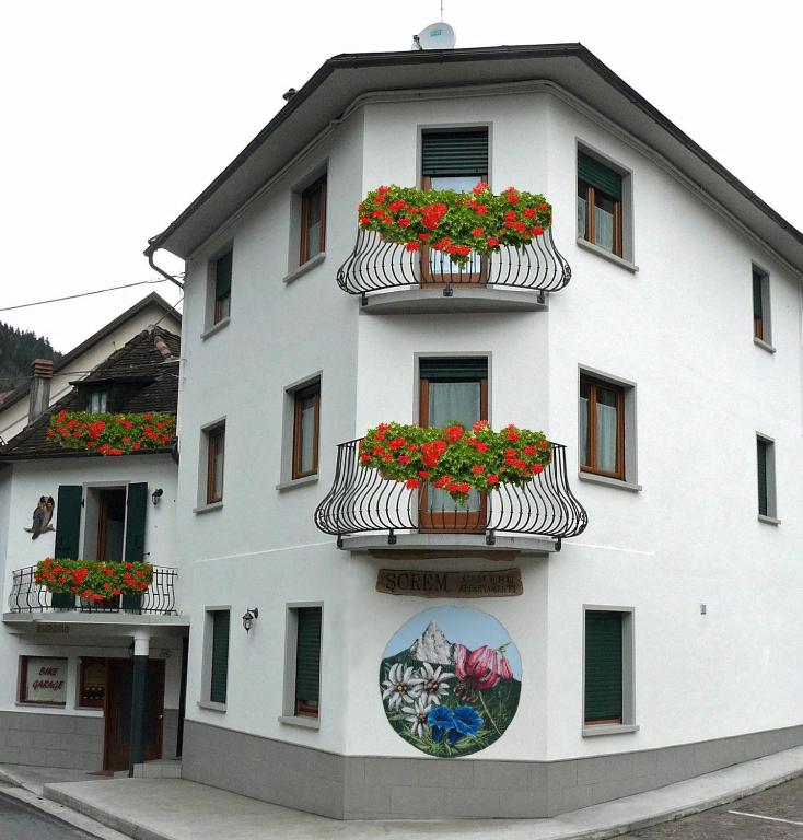 Casa Screm - Appartamenti e Camere -Rigolato - UD - B&B Rigolato