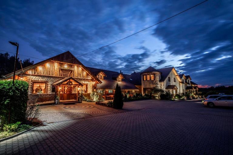 Zajazd Chata Staropolska - Chambres d'hôtes Mszana