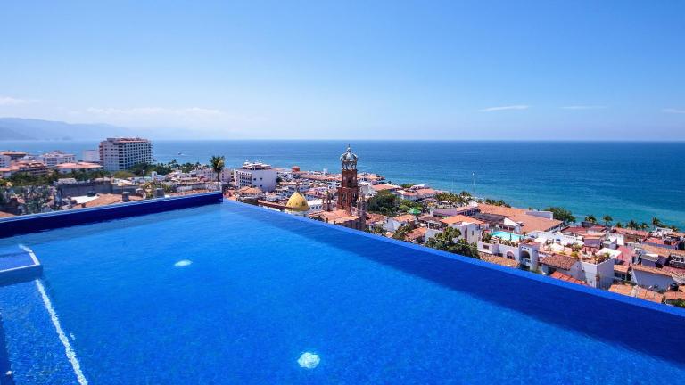 NISE - B&B Puerto Vallarta