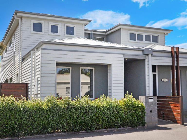 The Townhouse - B&B Port Fairy