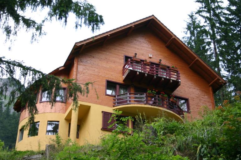 Vila Gal - B&B Lacu Roșu