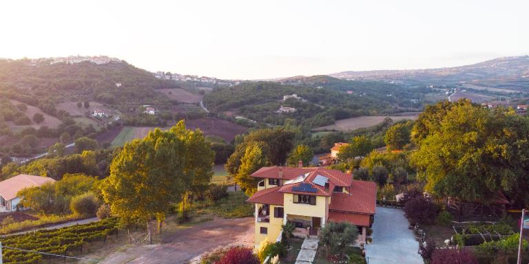 Domus Ansantica - B&B Villamaina