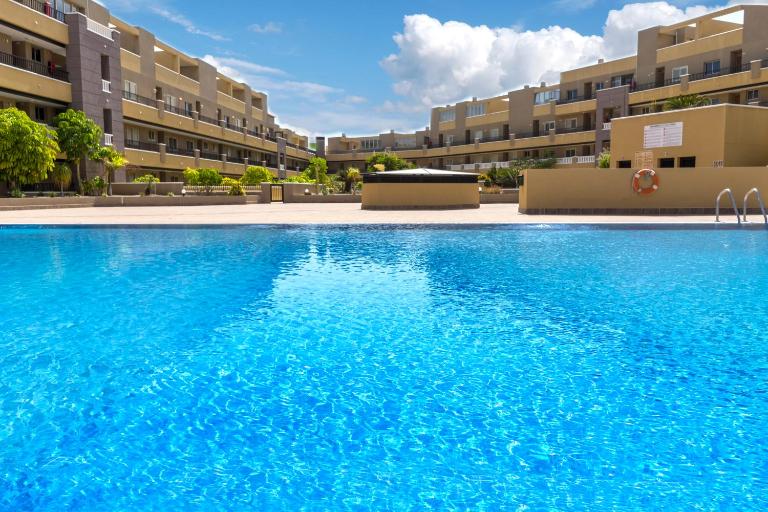 La Perla Beach Apt with Pool - B&B El Médano