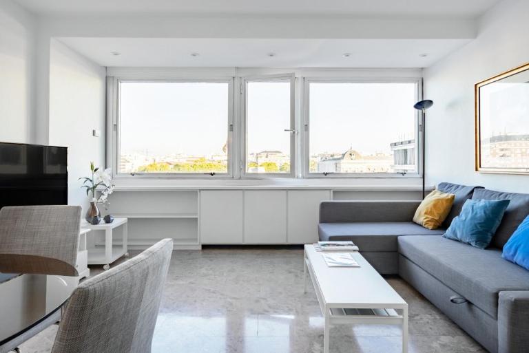 Urbantec Realty - Plaza de Colón - Ferienwohnung Madrid