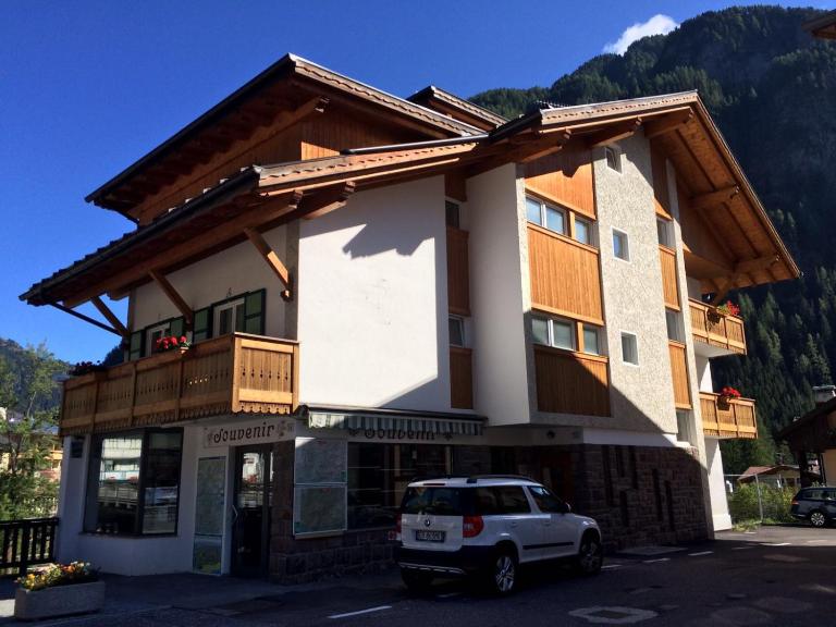 Casa Soraruf - Bed and Breakfast Campitello di Fassa