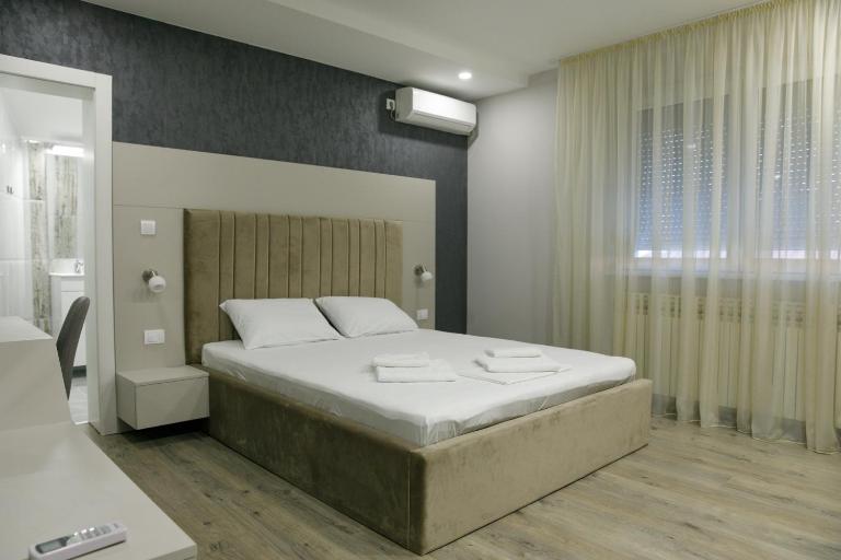 Fine Suites - Ferienwohnung Niš