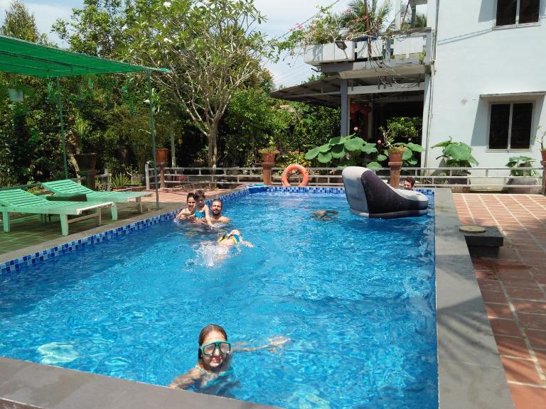 Quoc Phuong Riverside Homestay - B&B Bến Tre