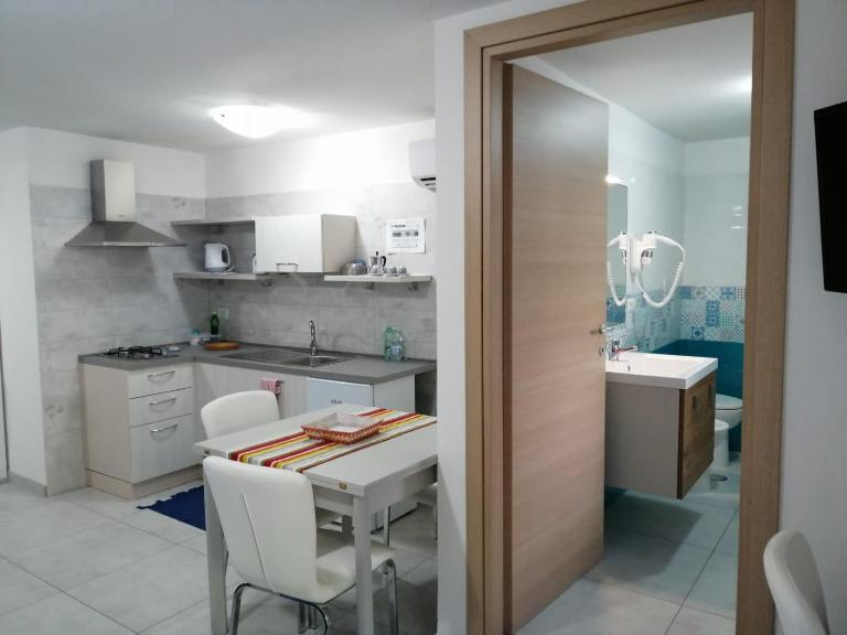 Monolocale Tirreno studio seafront - B&B Formia