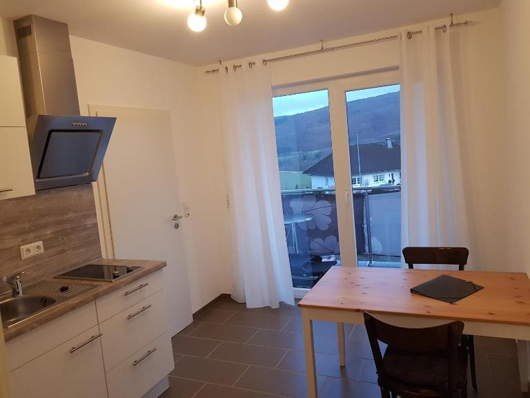 FeWo Louise - B&B Kinderbeuern