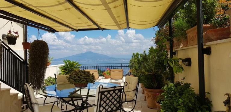 Una Vedetta sul Mare - B&B Sant'Agata sui Due Golfi