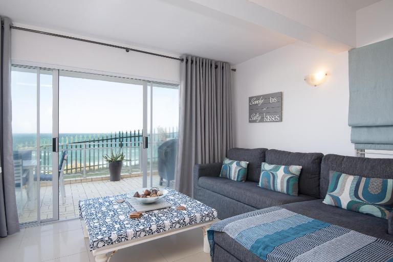Pebble Beach 1 - B&B Ballito