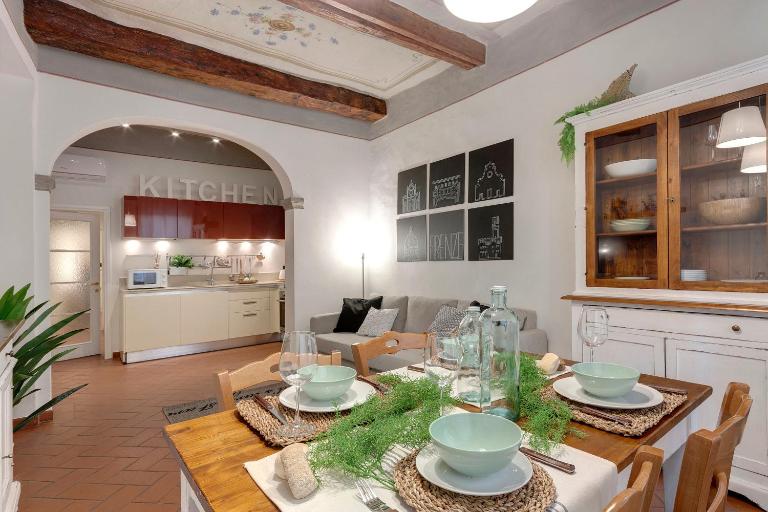 Ghibellina Apartment by Mamo Florence - B&B Florence
