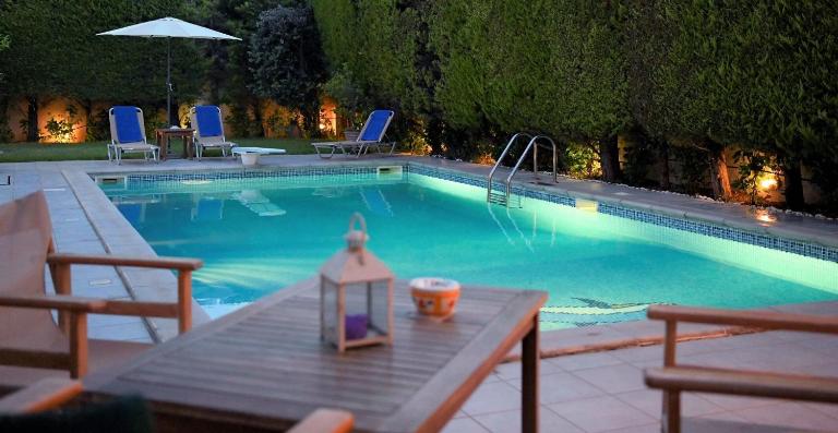 Cottage BLUE DOLPHINS with private pool - Ferienwohnung Kalývia Thorikoú