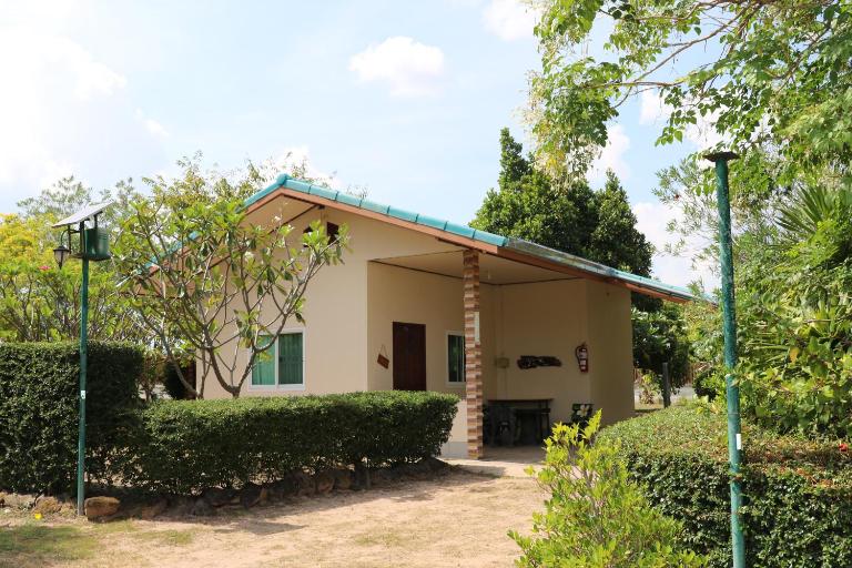 EiDI Homestay - B&B Nong Kung Si