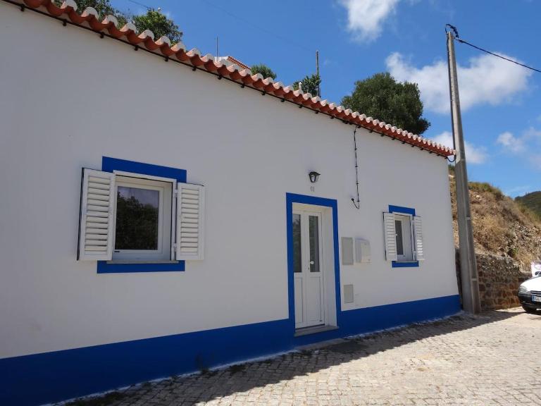 Casa da Ponte de Pedra - Bed and Breakfast Aljezur