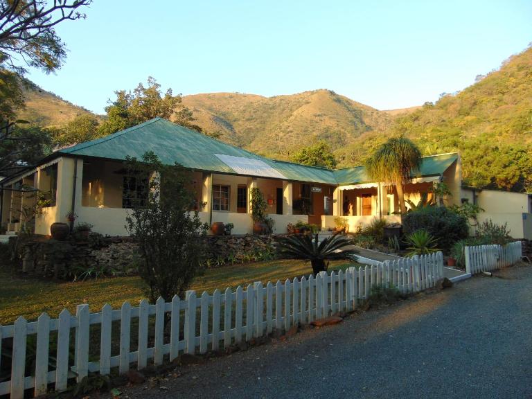 Fountain Baths Guest Cottages - B&B Barberton