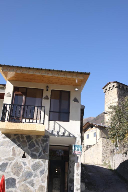 Eka's guest house - Chambres d'hôtes Mestia