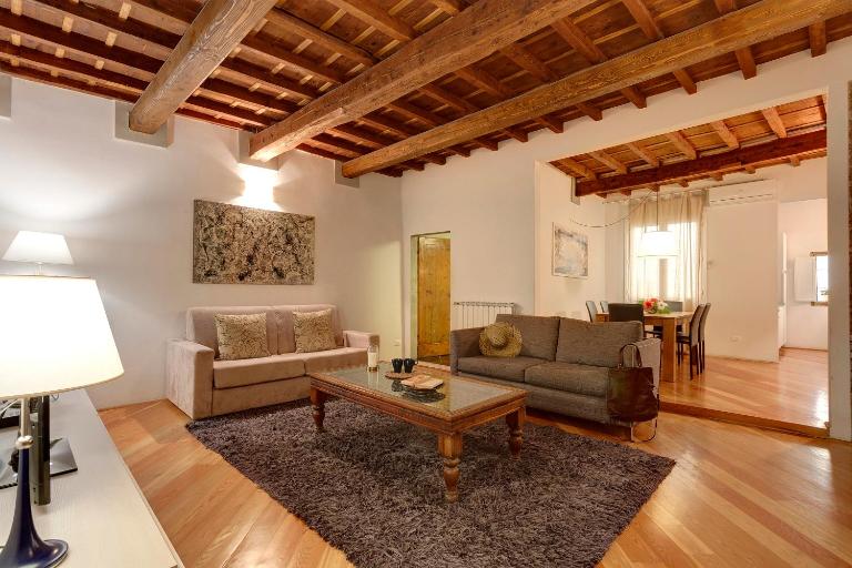 San Lorenzo Apartment by Mamo Florence - B&B Florence