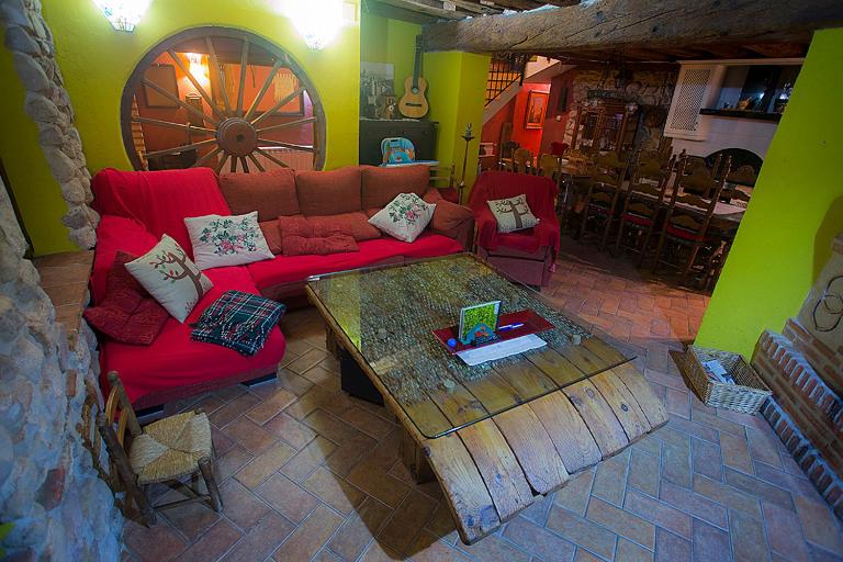 Casa Rural Inma, Segovia ,Hoces del Duraton y cerca de Madrid - B&B Muñoveros