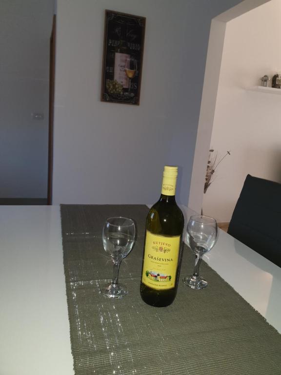 Apartmani Ivan - B&B Rtina