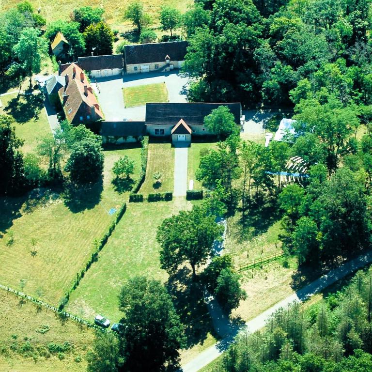 La Grange de l’ecuyer - B&B Chemilly