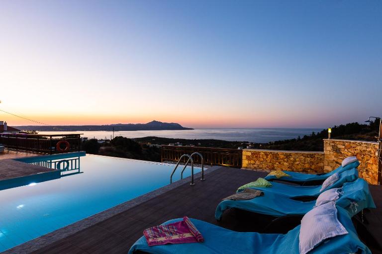 Ekaterini Vip Villa - B&B Pláka