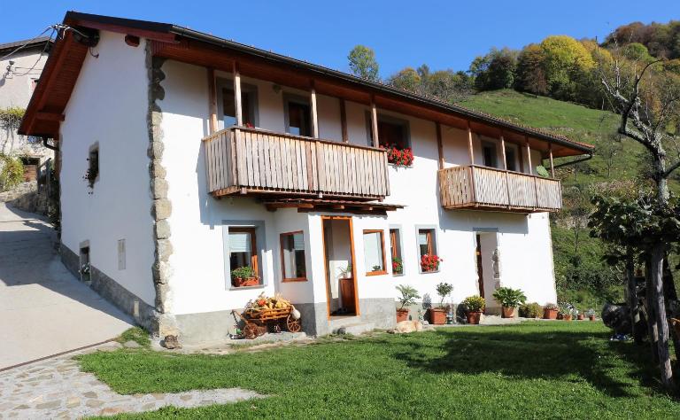 Apartmaji Nena - B&B Ronzina