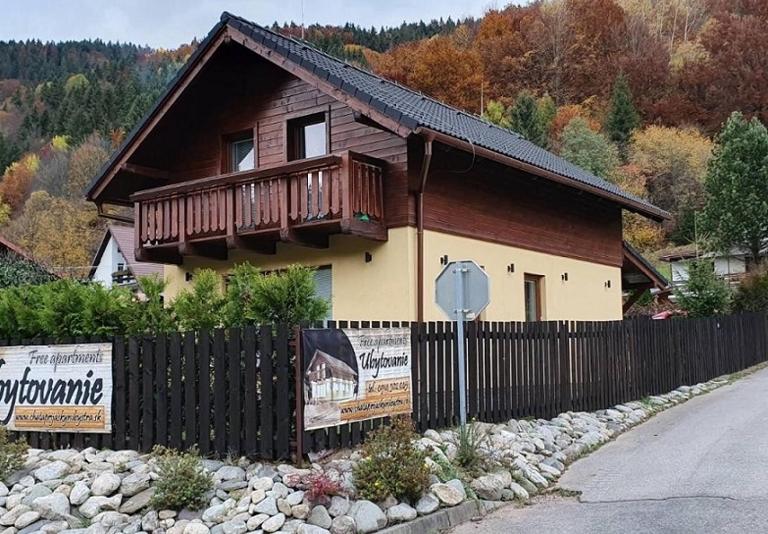 Chata pri jaskyni Bystrá - B&B Bystrá