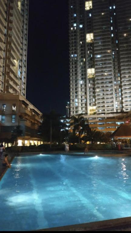 Makati CBD Resort 2 bedroom - Bed and Breakfast Manilla