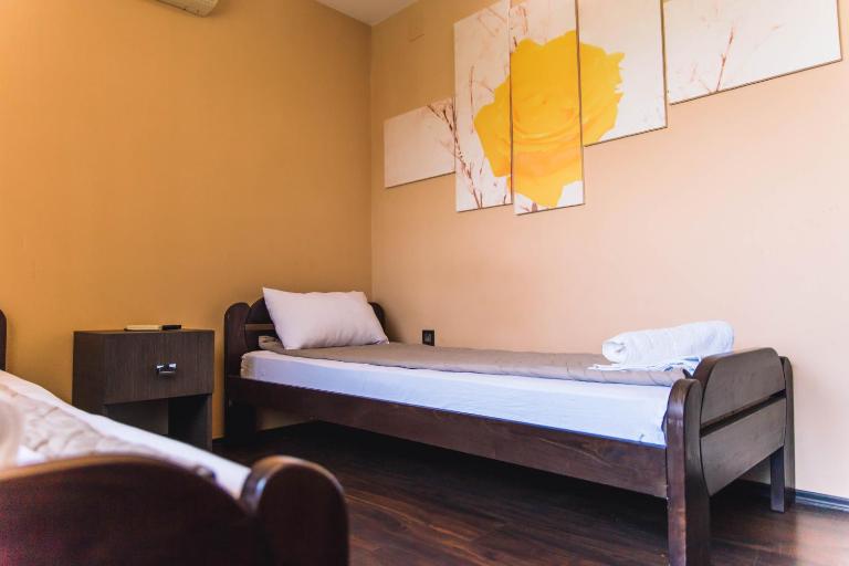 Guest House Vila Salute - Ferienwohnung Niš