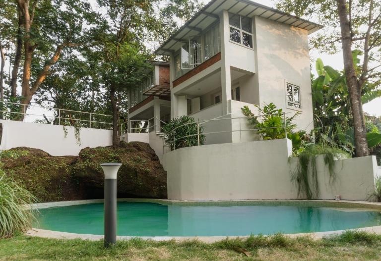 The Island Sanctuary - A Village Secret - B&B Ker