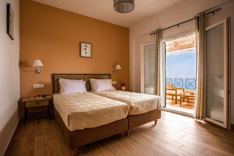 Yaliskari Beach - B&B Pelekas