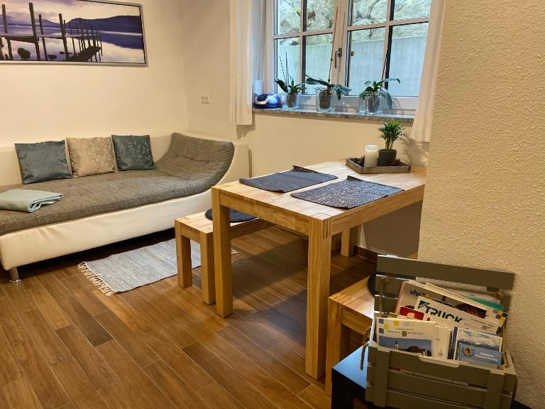 Anton‘s Souterrain-Wohnung - B&B Oberhafing