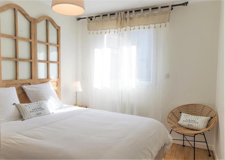 Guest house " Gîte L'ATELIER DU 6"- calme - jardin - B&B Tours