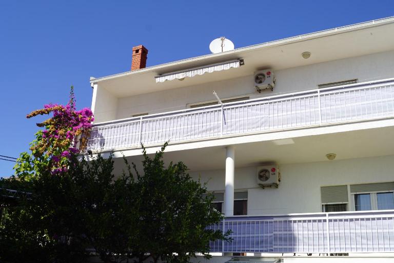 Sea view apartment Manda - Ferienwohnung Podstrana