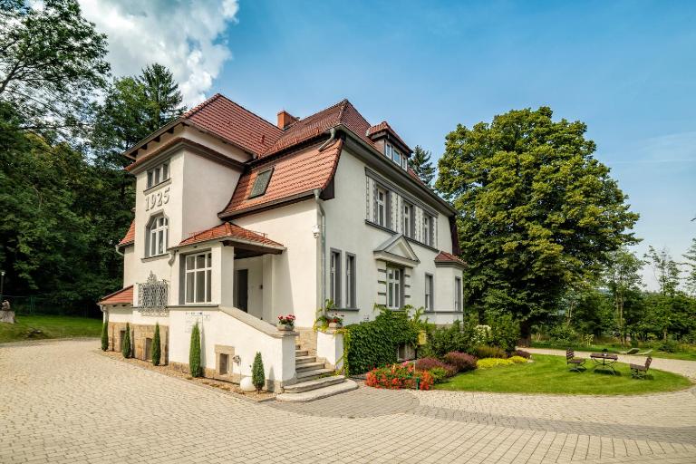 Villa Adam - Chambres d'hôtes Pieszyce