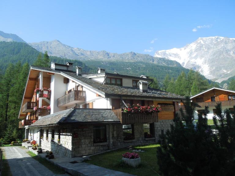 Residence Weissthor - Bed and Breakfast Macugnaga
