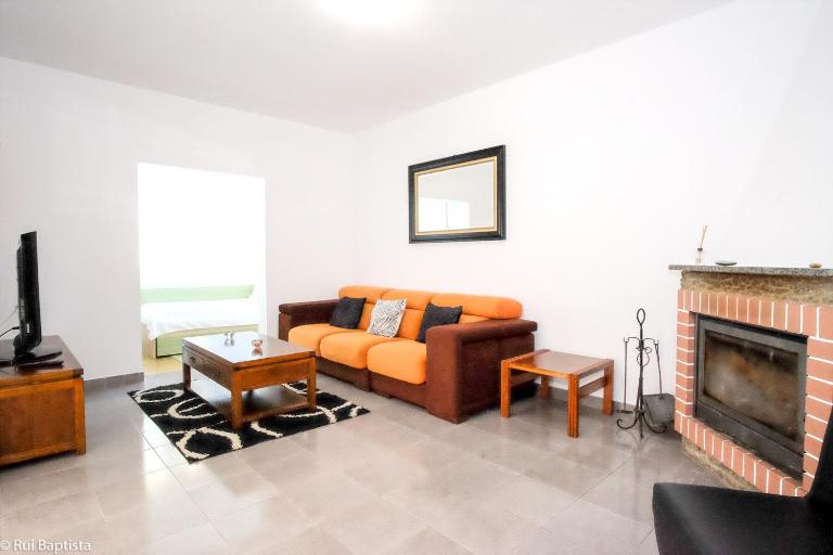 Charming House in Monchique with Shared Pool - Ferienwohnung Monchique