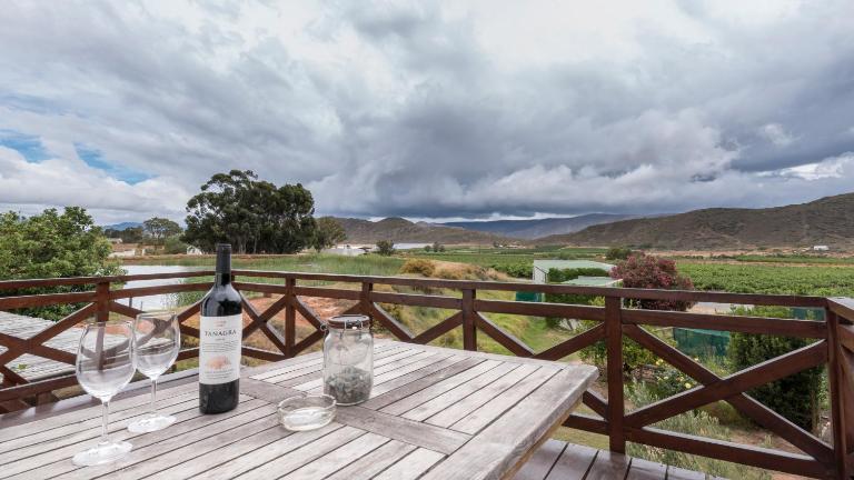 Tanagra Wine & Guestfarm - B&B McGregor