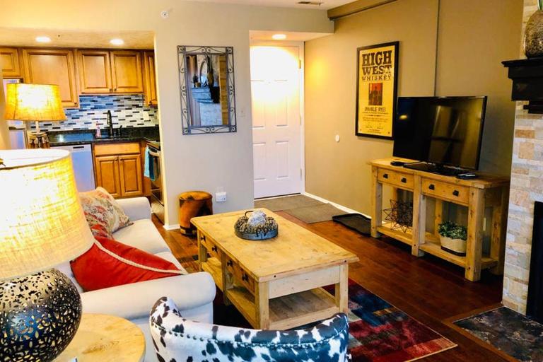 1br Park City Condo Close to Everything! - B&B Park City