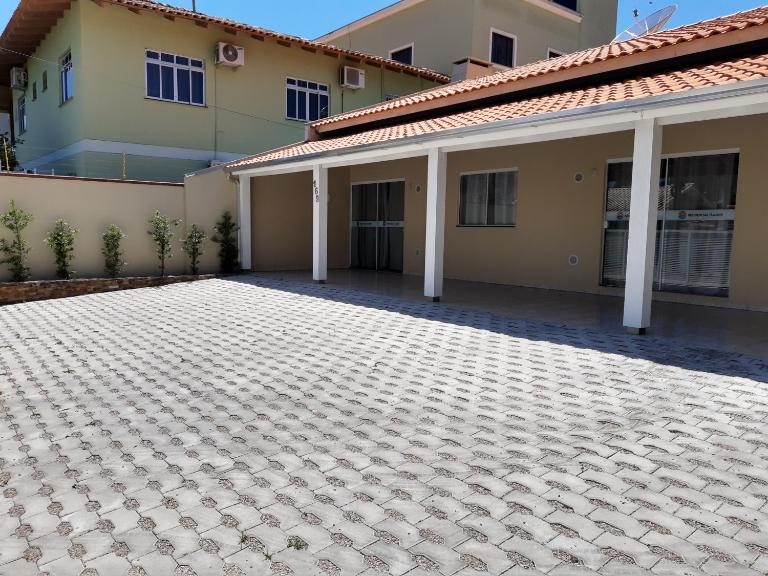 RESIDENCIAL FLAMINI - Ferienwohnung Bombinhas