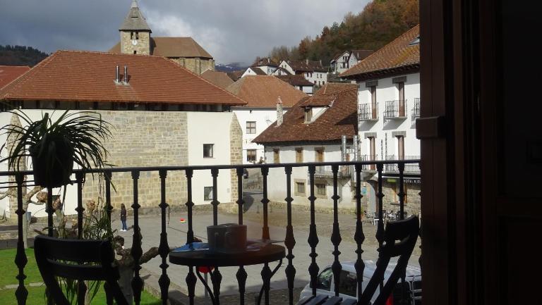 Gaztanbide Apartamento rural - B&B Ochagavía