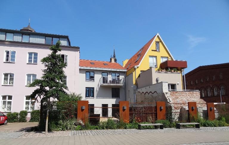 Backbord Und Steuerbord - Bed and Breakfast Stralsund
