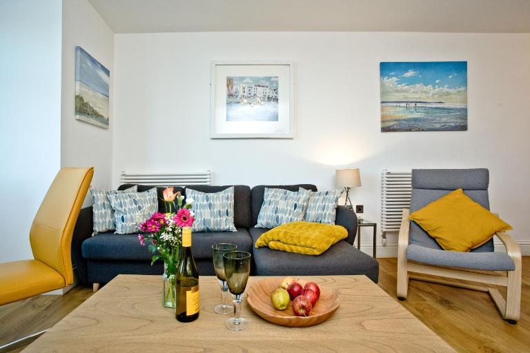 5 At The Beach - Beachfront, Parking, Pets welcome - B&B Torcross