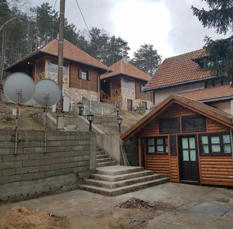 Apartmani Milojević - Chambres d'hôtes Divčibare