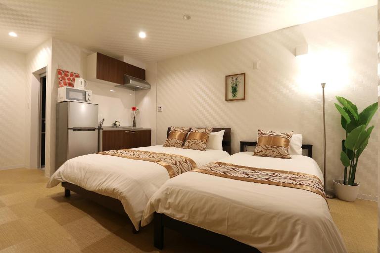 NK3 Elizabeth Garden Kurosaki - B&B Osaka