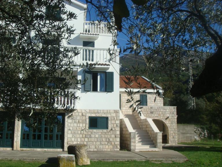 Apartmani Dragović - B&B Sveti Stefan