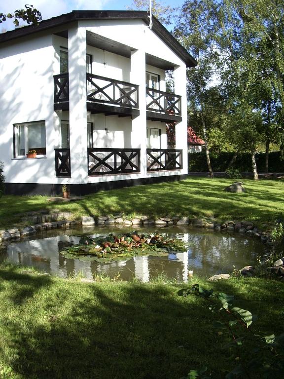 Tuule Villa - B&B Kuressaare