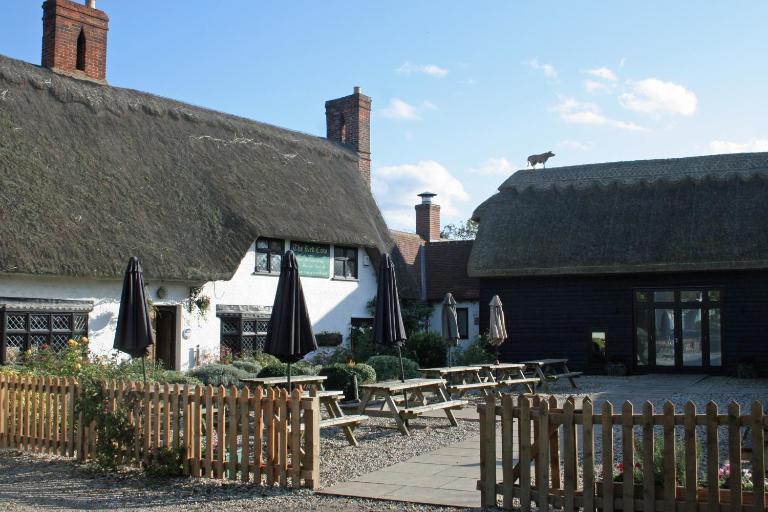 The Red Cow - B&B Heydon